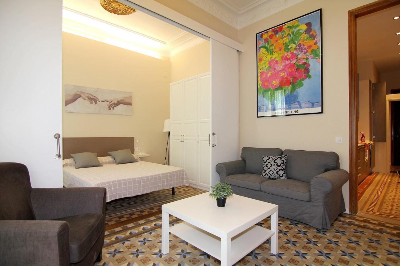 Girona - Modernist Apartments Next To Paseo De Gracia ברצלונה מראה חיצוני תמונה